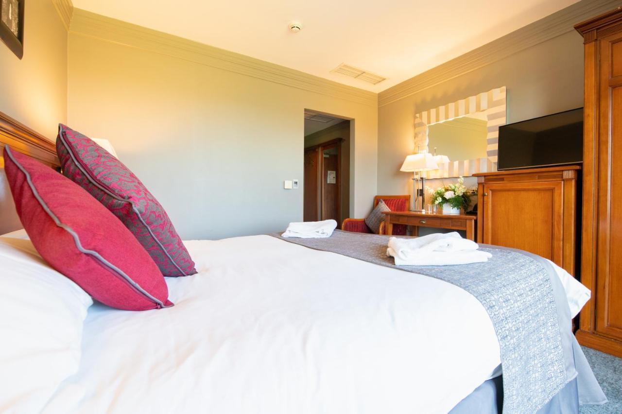 Bryn Meadows Golf, Hotel & Spa Blackwood  Kültér fotó