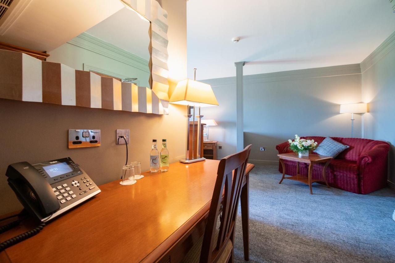 Bryn Meadows Golf, Hotel & Spa Blackwood  Kültér fotó