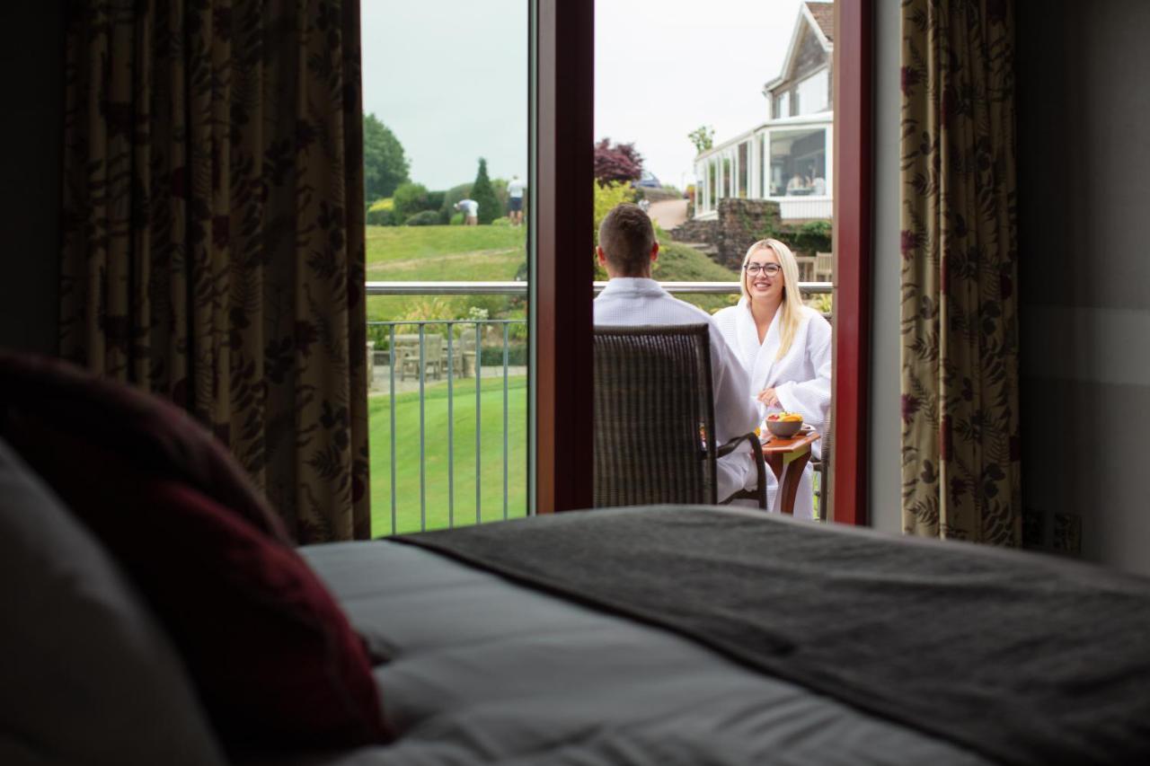 Bryn Meadows Golf, Hotel & Spa Blackwood  Kültér fotó