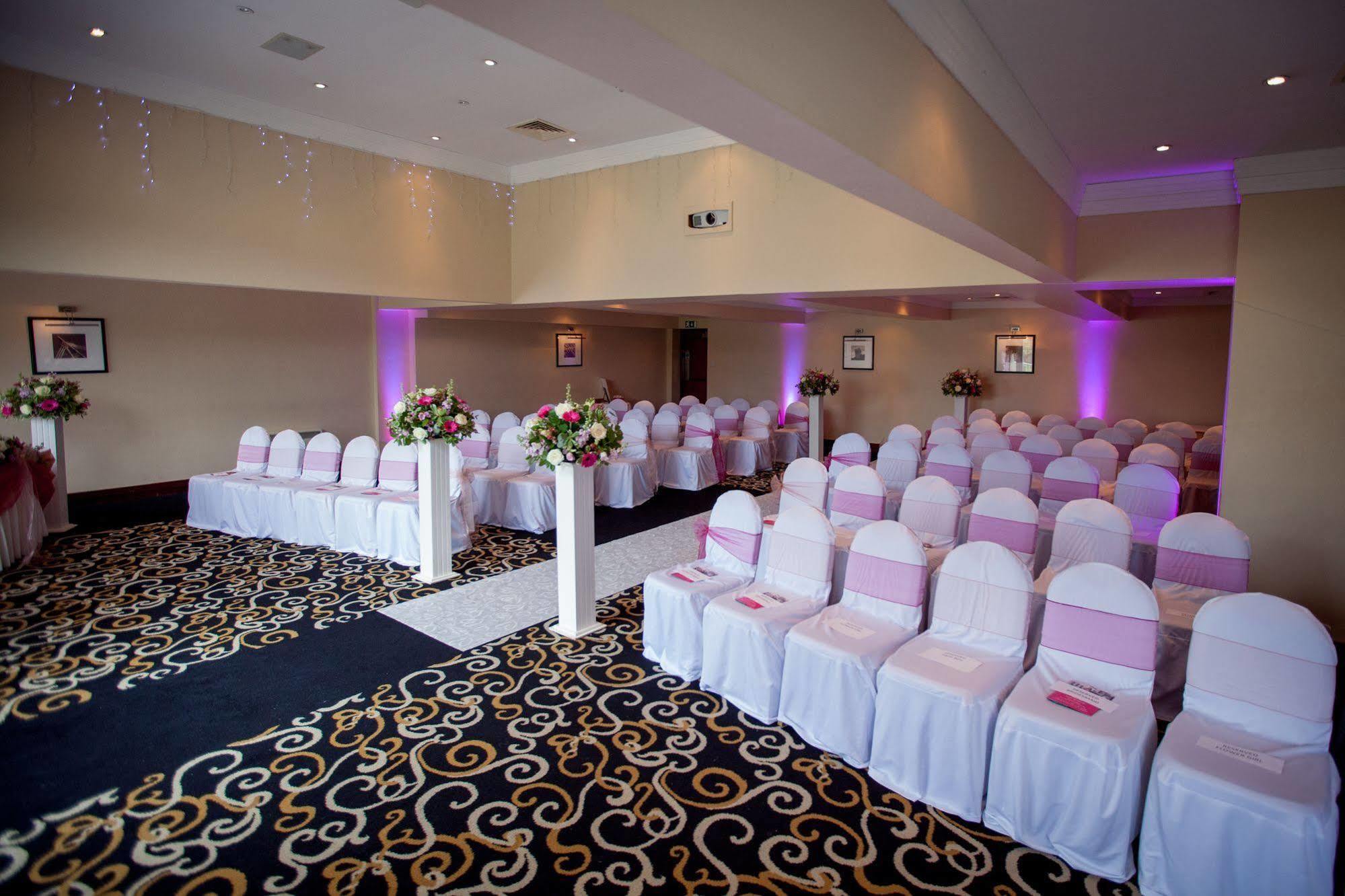 Bryn Meadows Golf, Hotel & Spa Blackwood  Kültér fotó