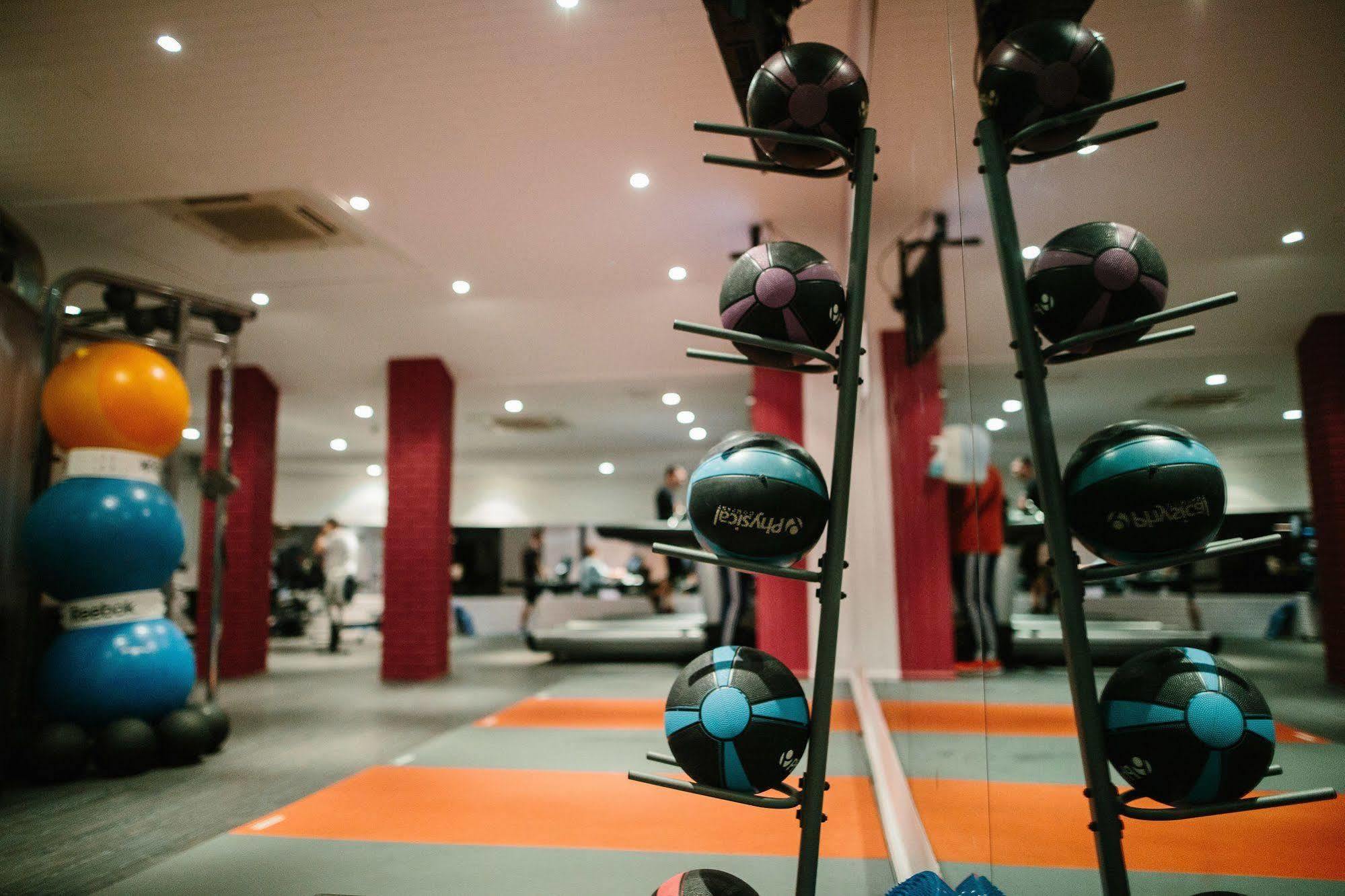 Bryn Meadows Golf, Hotel & Spa Blackwood  Kültér fotó