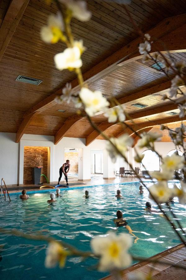 Bryn Meadows Golf, Hotel & Spa Blackwood  Kültér fotó